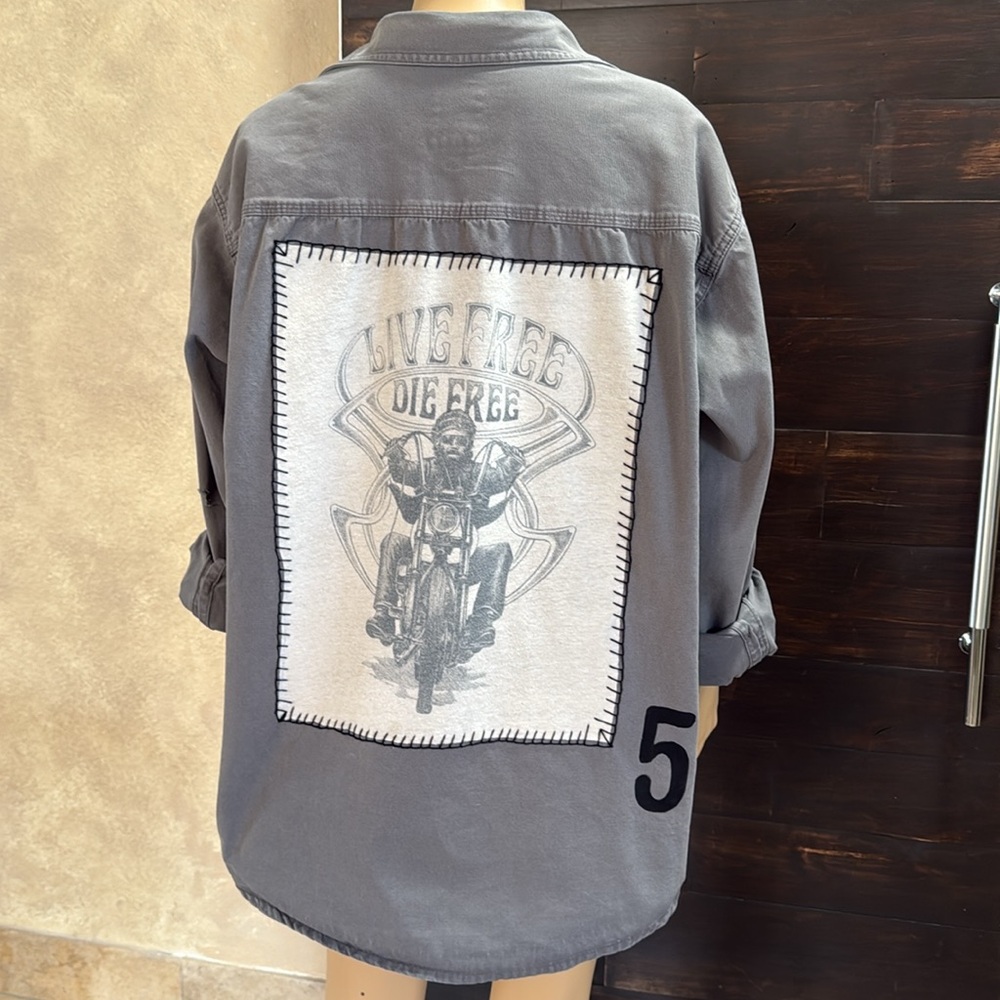 Live Free Die Free Gray Shacket Size XL